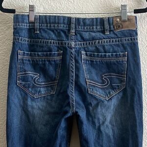 Boys Silver Jeans Garret Straight Leg Jeans Size 16 / 29 Inch Inseam Dark Wash